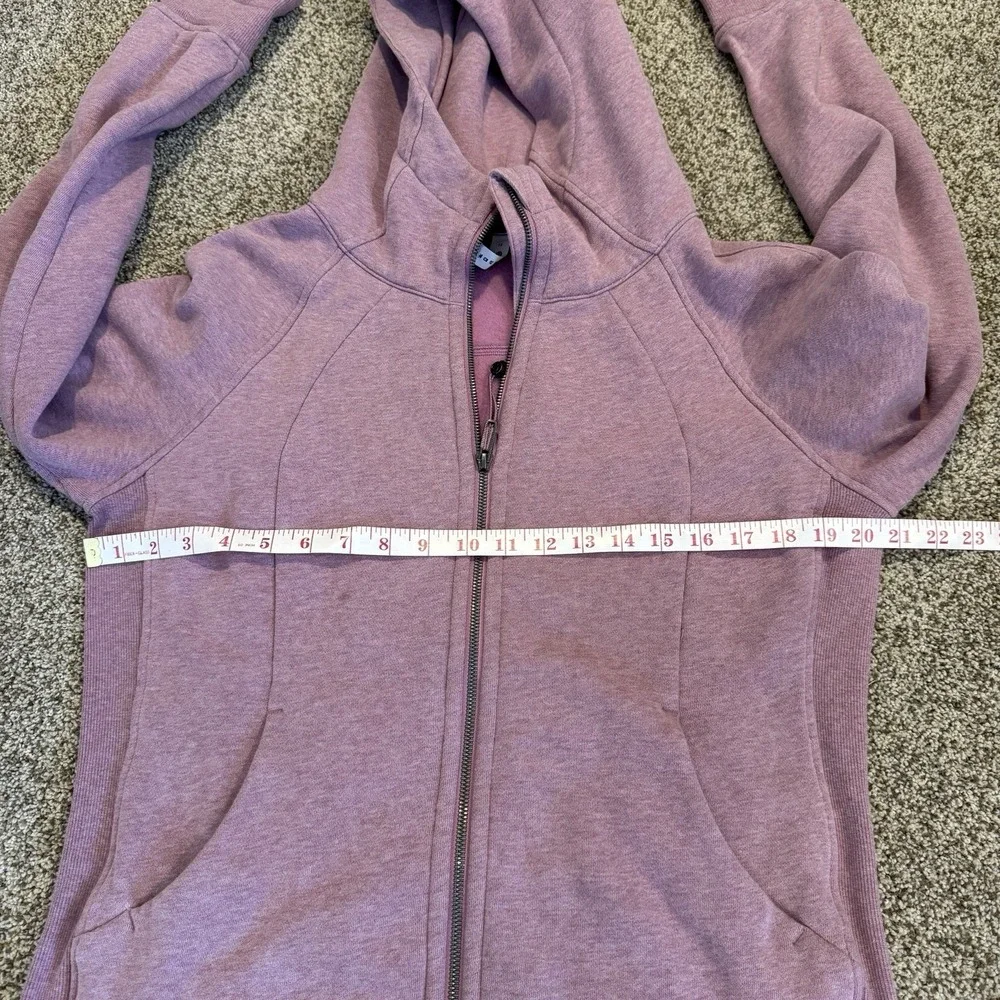 lululemon athletica nice sweatshirt
